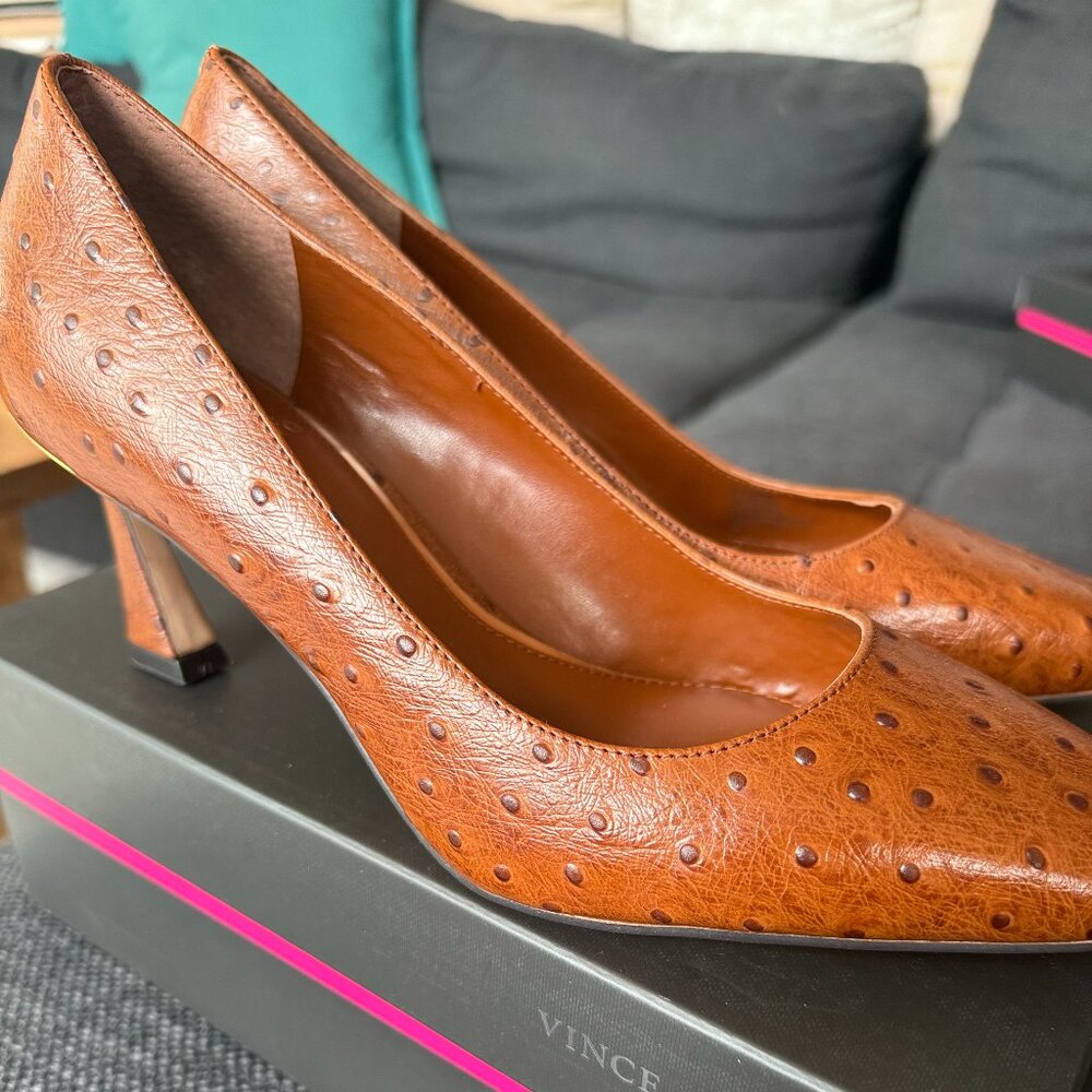 Vince Camuto Sabrily Pumps in Whiskey (Brand New) (Size 9.5-10)